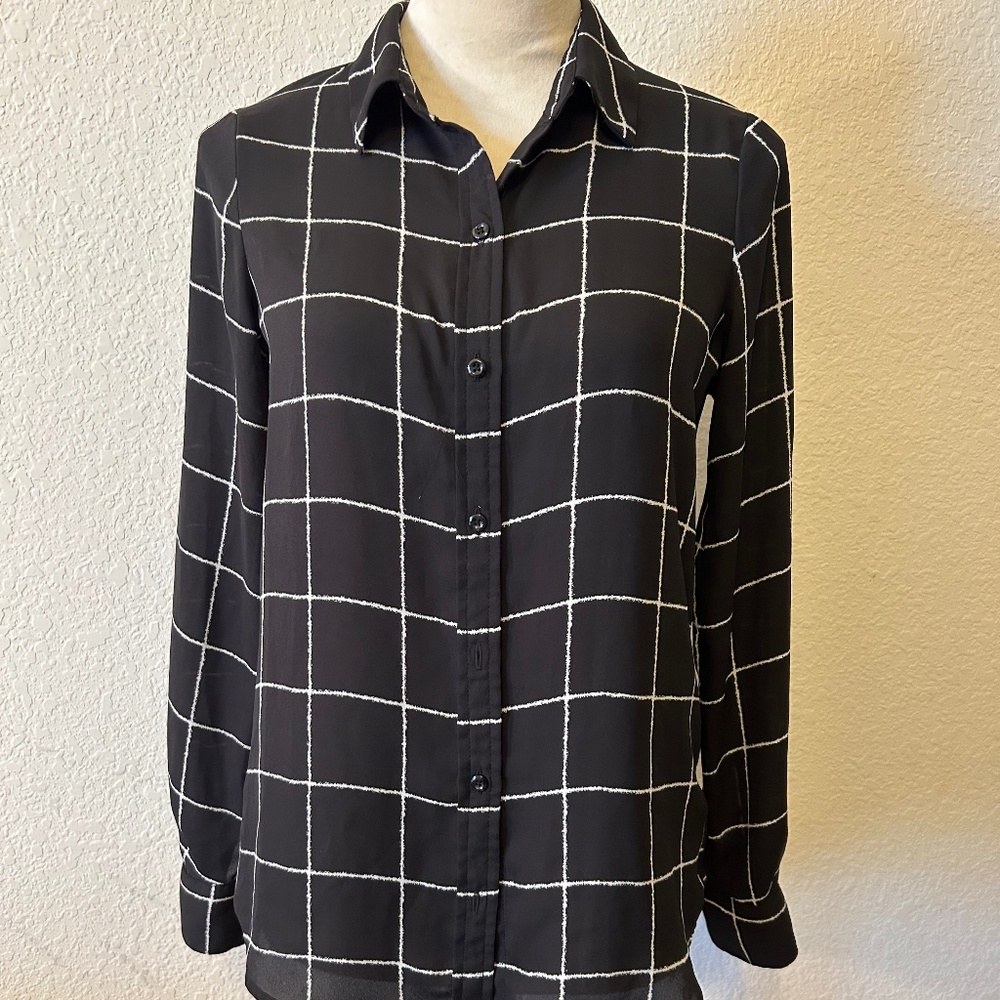 Women’s Apt 9 Essentials Black & White Checkered Long‎ Sleeve Shirt | Size XS